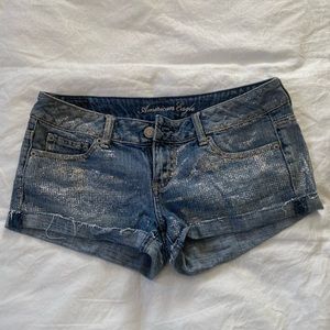 American Eagle: Women’s sparkly shorts